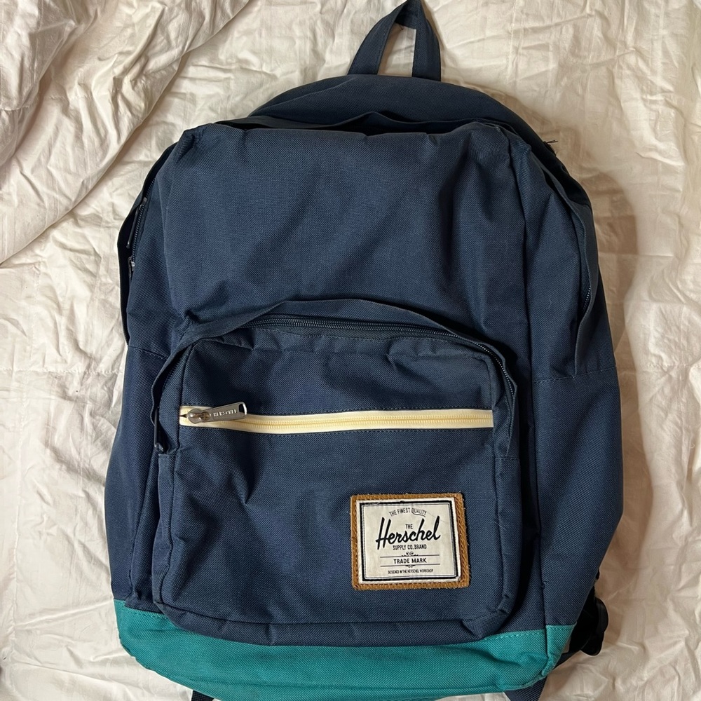 Herschel 22L Pop Quiz Backpack